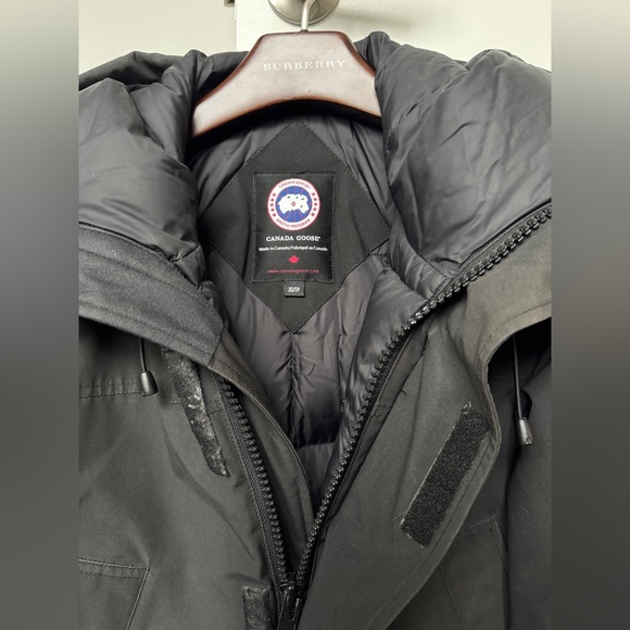Canada Goose Langford Parka Heritage in Black - Picture 2 of 4